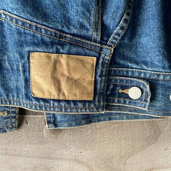 Freego Women’s Denim Jacket M Blue Jean Trucker Studded Western Oversized - Picture 6 of 6